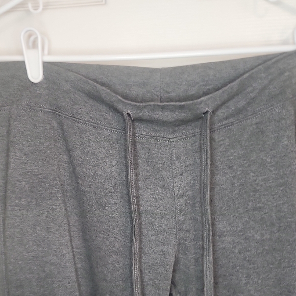 Gray Lounge Pants with Pocket - Picture 3 of 7